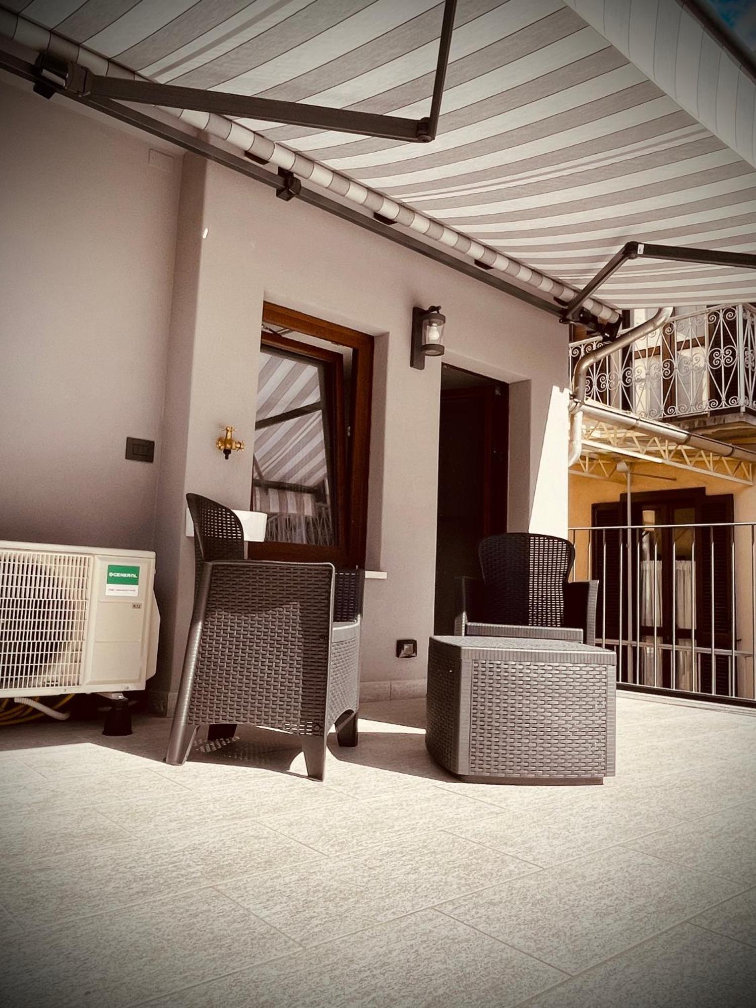 Apartamento Alpine Hut Pont-Saint-Martin Exterior foto